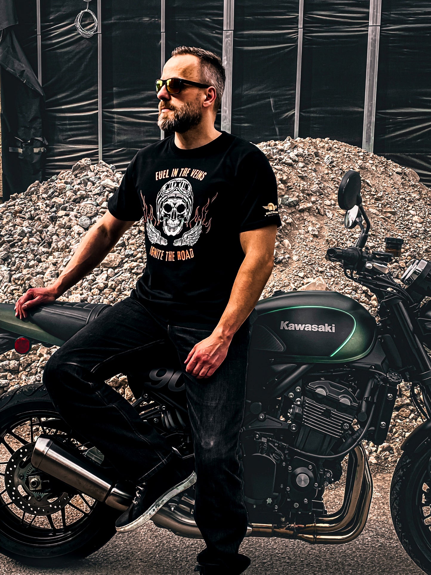 Tričko na motorku s krátkým rukávem černé - Fuel in the Veins